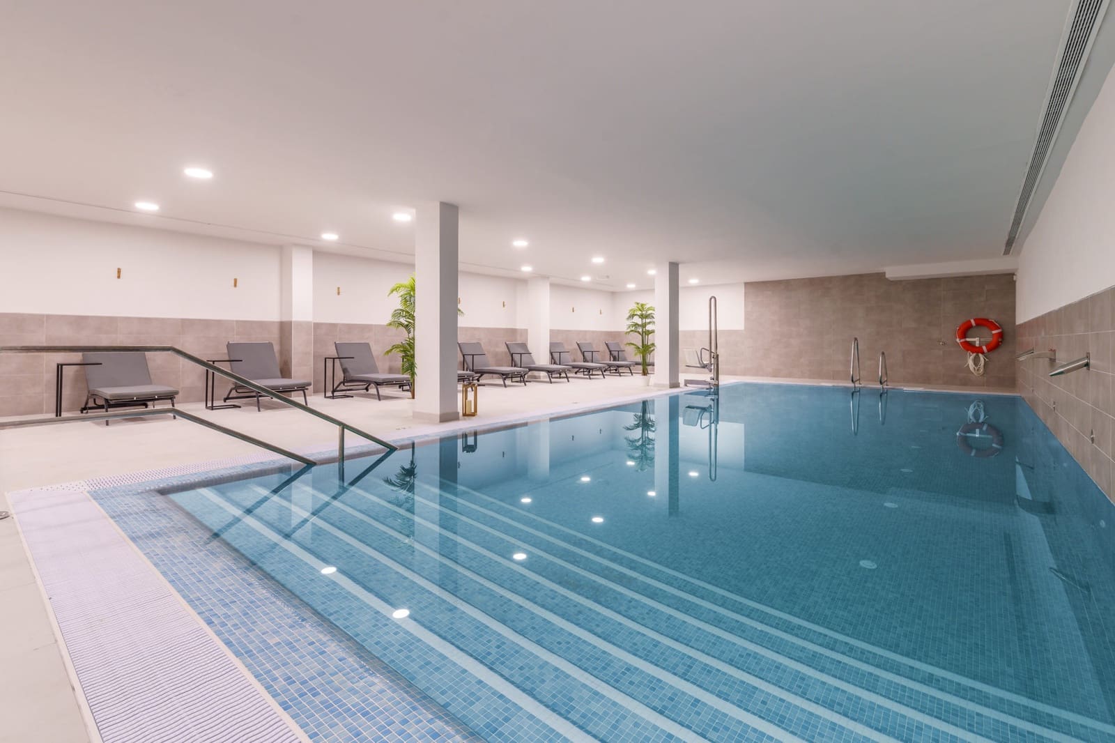 4 makuuhuone Huoneisto myytävänä paikassa Marbella mukana uima-altaan 
autotalli - 697 700 € (Ref: 9390147)