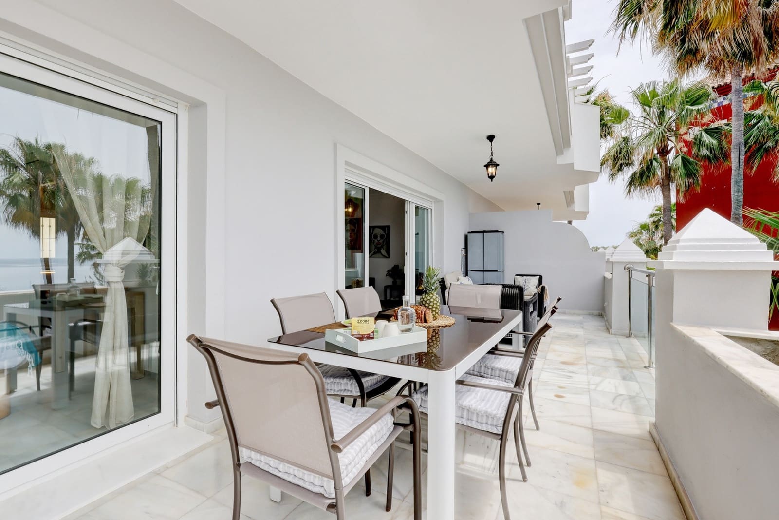 2 Zimmer Apartment zu verkaufen in Estepona mit Pool Garage - 764.000 € (Ref: 9390152)