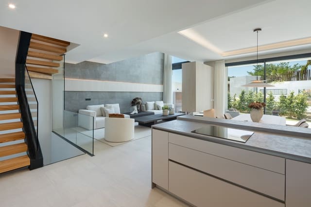 5 soverom Villa til salgs i Marbella med svømmebasseng garasje - € 1 675 000 (Ref: 9450963)