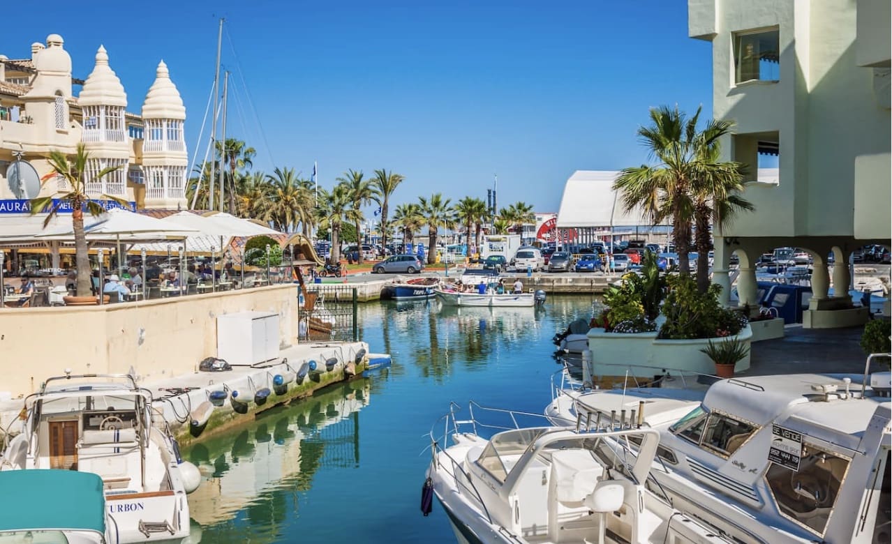 3 Zimmer Apartment zu verkaufen in Benalmadena mit Pool Garage - 704.000 € (Ref: 9468126)