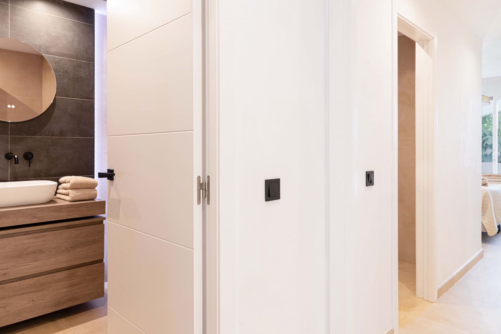 2 sovrum Lägenhet till salu i Nueva Andalucia med pool garage - 579 000 € (Ref: 9468127)