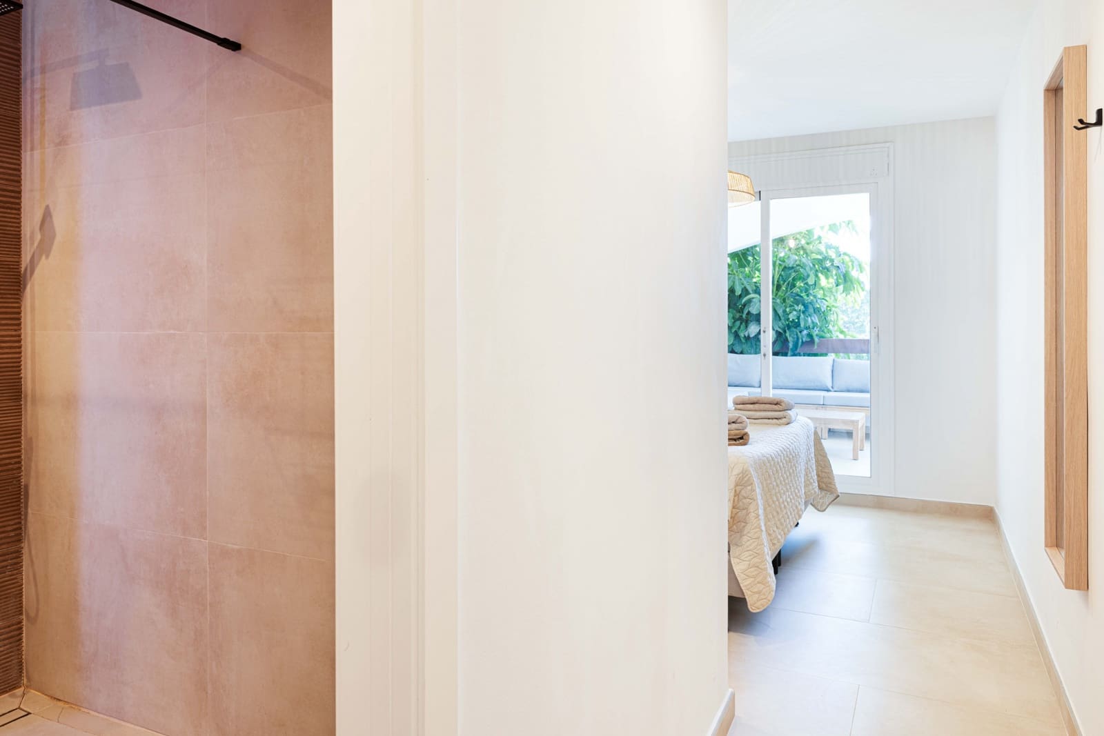 2 sovrum Lägenhet till salu i Nueva Andalucia med pool garage - 579 000 € (Ref: 9468127)