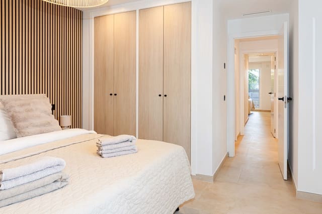 2 sovrum Lägenhet till salu i Nueva Andalucia, Marbella med pool garage - 579 000 € (Ref: 9468127)