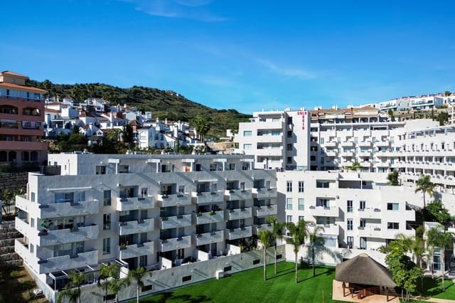 3 sovrum Takvåning till salu i Mijas Costa, Mijas med pool - 368 000 € (Ref: 9518454)