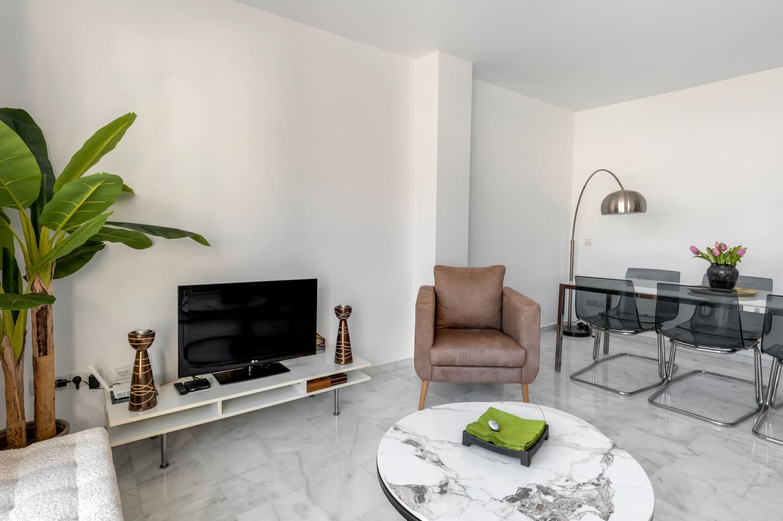 Ático de 2 habitaciones en Mijas Costa en venta con piscina - 368.000 € (Ref: 9518454)