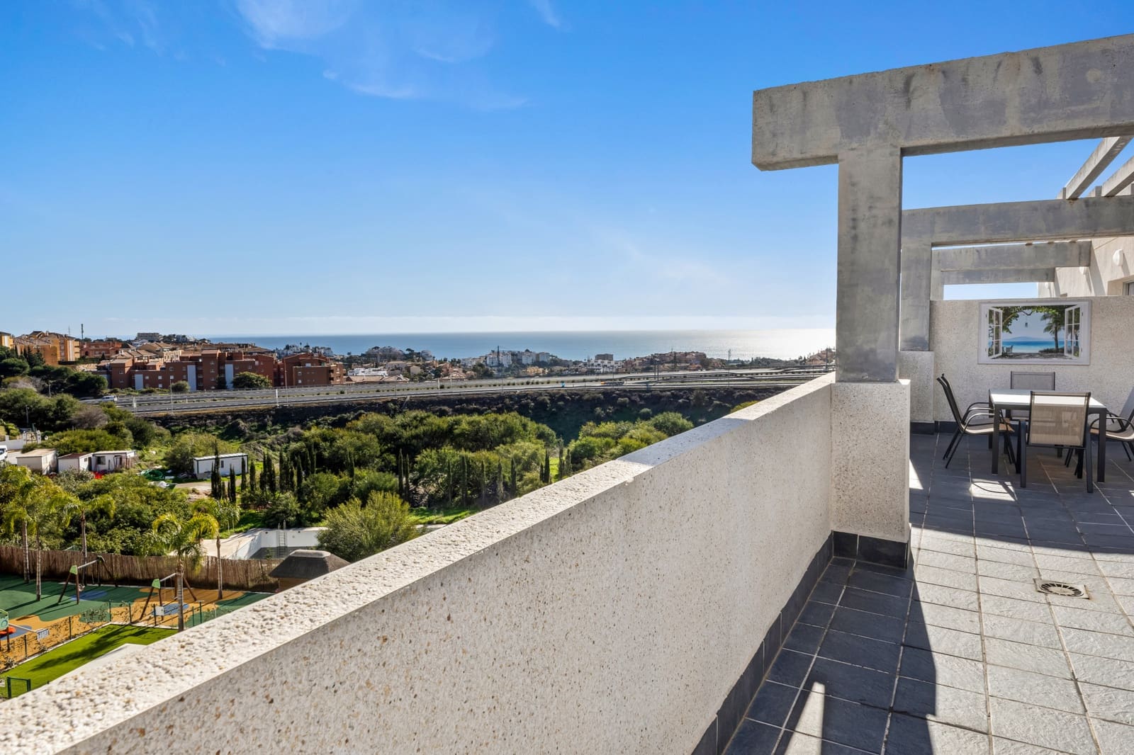 Ático de 2 habitaciones en Mijas Costa en venta con piscina - 368.000 € (Ref: 9518454)