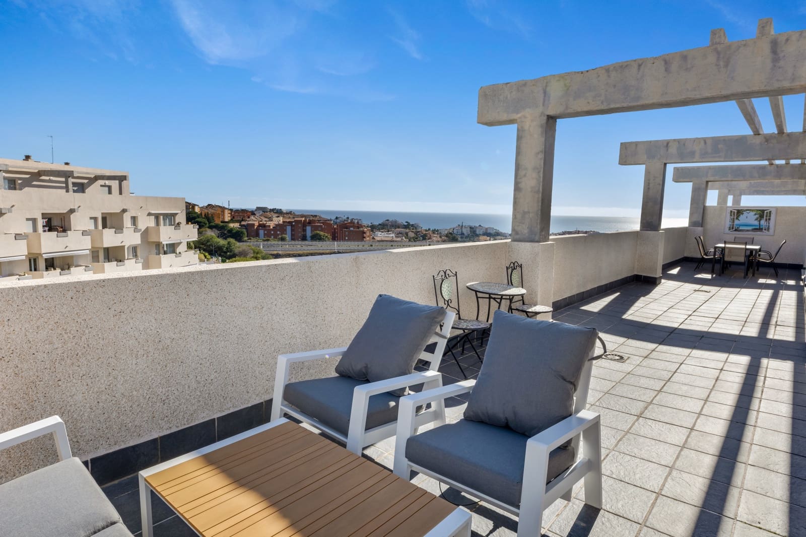 Ático de 2 habitaciones en Mijas Costa en venta con piscina - 368.000 € (Ref: 9518454)