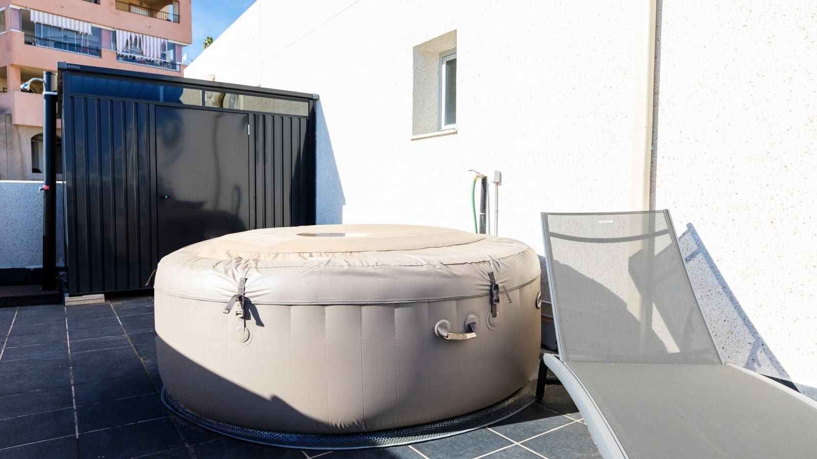 2 bedroom Penthouse for sale in Mijas Costa with pool garage - € 395,000 (Ref: 9518455)