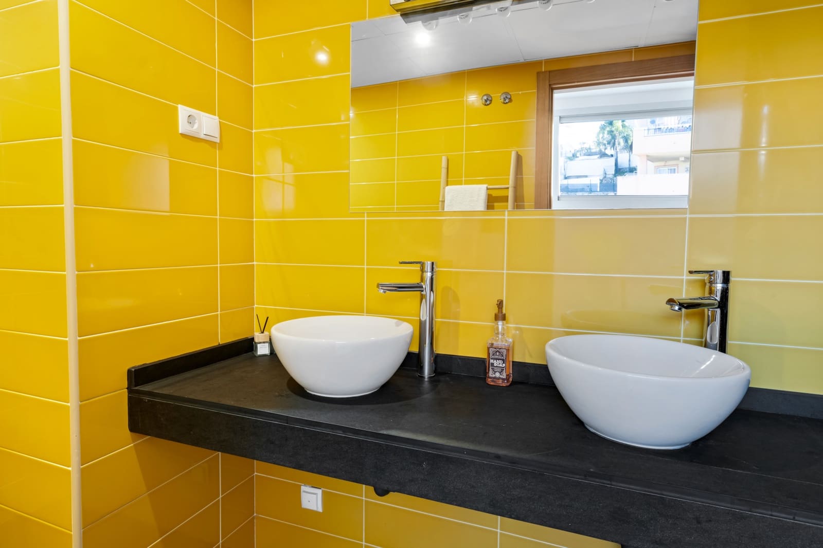3 soverom Penthouse til salgs i Mijas Costa med svømmebasseng garasje - € 395 000 (Ref: 9518455)