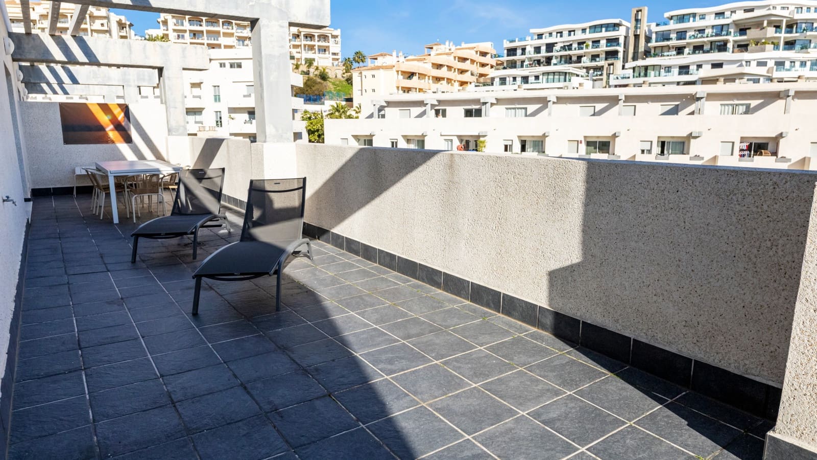 3 soverom Penthouse til salgs i Mijas Costa med svømmebasseng garasje - € 395 000 (Ref: 9518455)