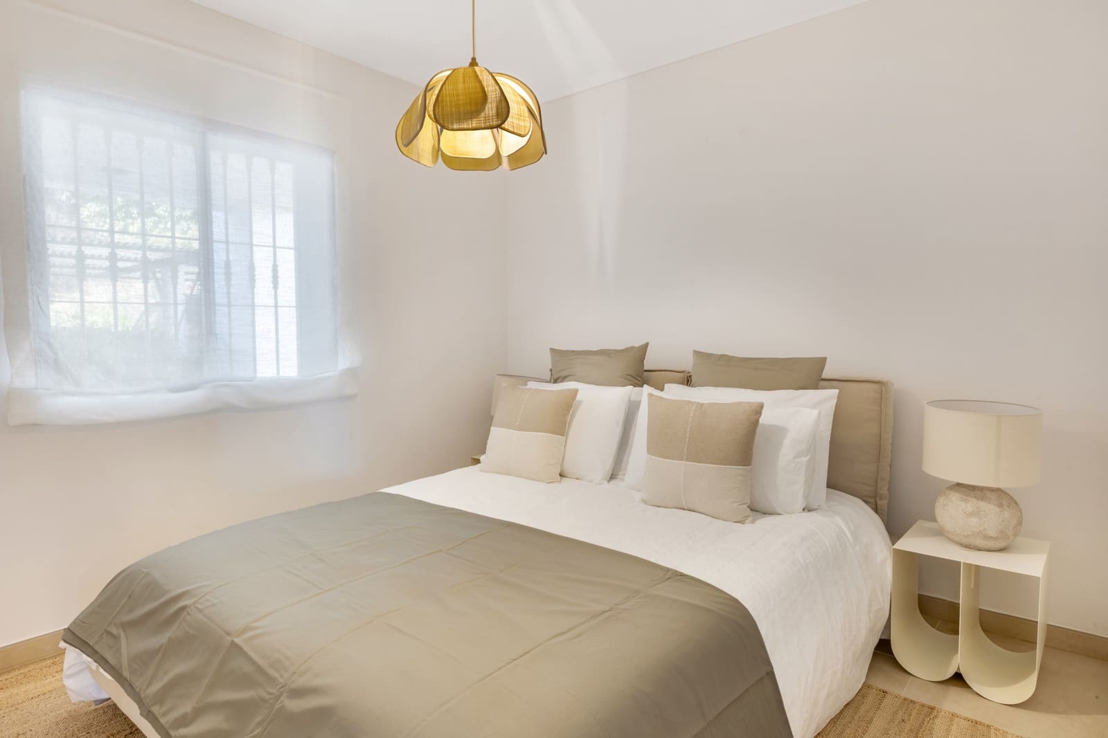 Apartamento de 2 habitaciones en La Quinta en venta con piscina garaje - 535.000 € (Ref: 9535515)
