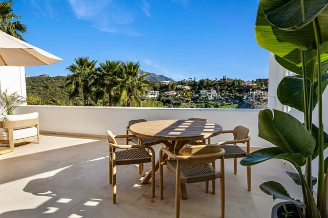 2 bedroom Apartment for sale in La Quinta, Benahavís with pool garage - € 535,000 (Ref: 9535515)