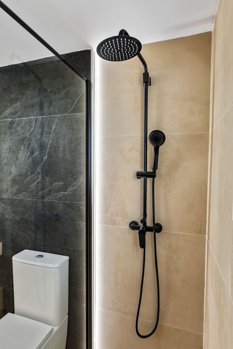 Apartamento de 2 habitaciones en La Quinta en venta con piscina garaje - 535.000 € (Ref: 9535515)