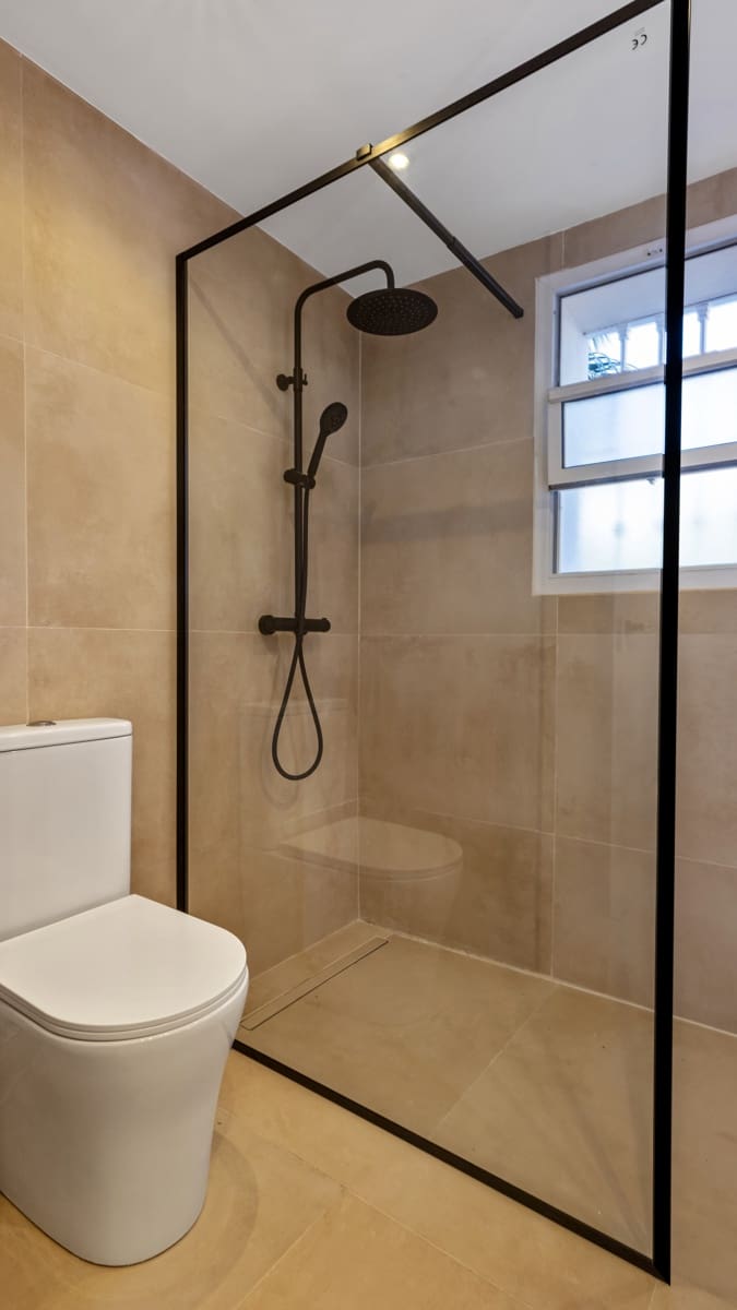 3 soverom Leilighet til salgs i Nueva Andalucia med svømmebasseng garasje - € 689 000 (Ref: 9535516)