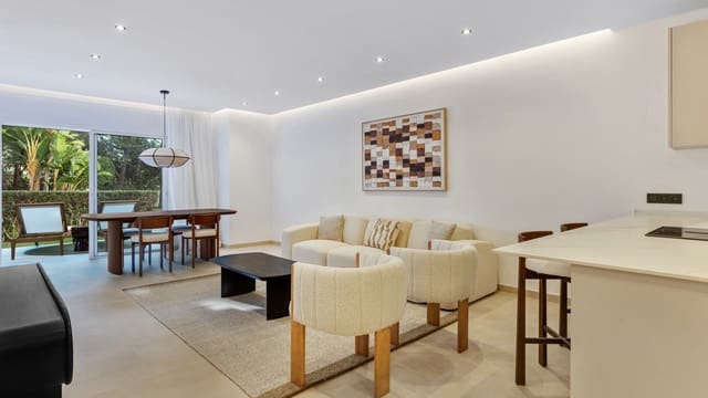 3 chambre Appartement à vendre à Nueva Andalucia, Marbella avec piscine garage - 689 000 € (Ref: 9535516)