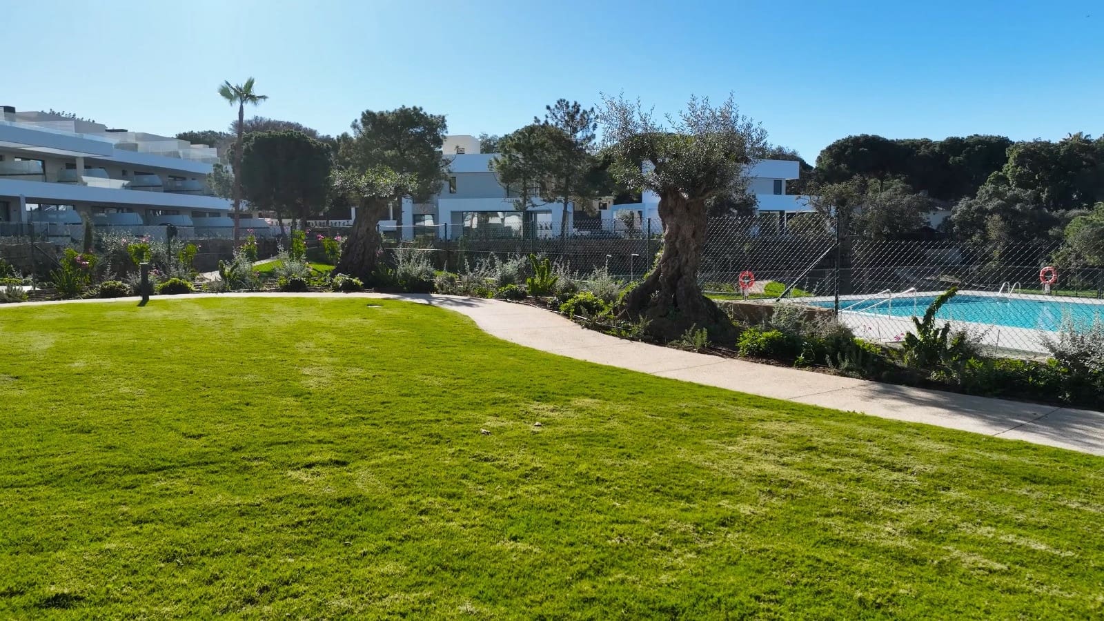 3 soverom Hus til salgs i Marbella med svømmebasseng garasje - € 1 700 000 (Ref: 9547603)