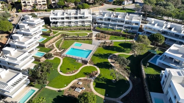 3 Zimmer Haus zu verkaufen in Marbella mit Pool Garage - 1.700.000 € (Ref: 9547603)