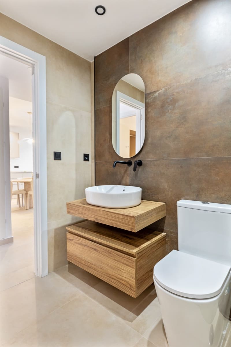 3 bedroom Apartment for sale in Nueva Andalucia with pool garage - € 699,000 (Ref: 9669944)