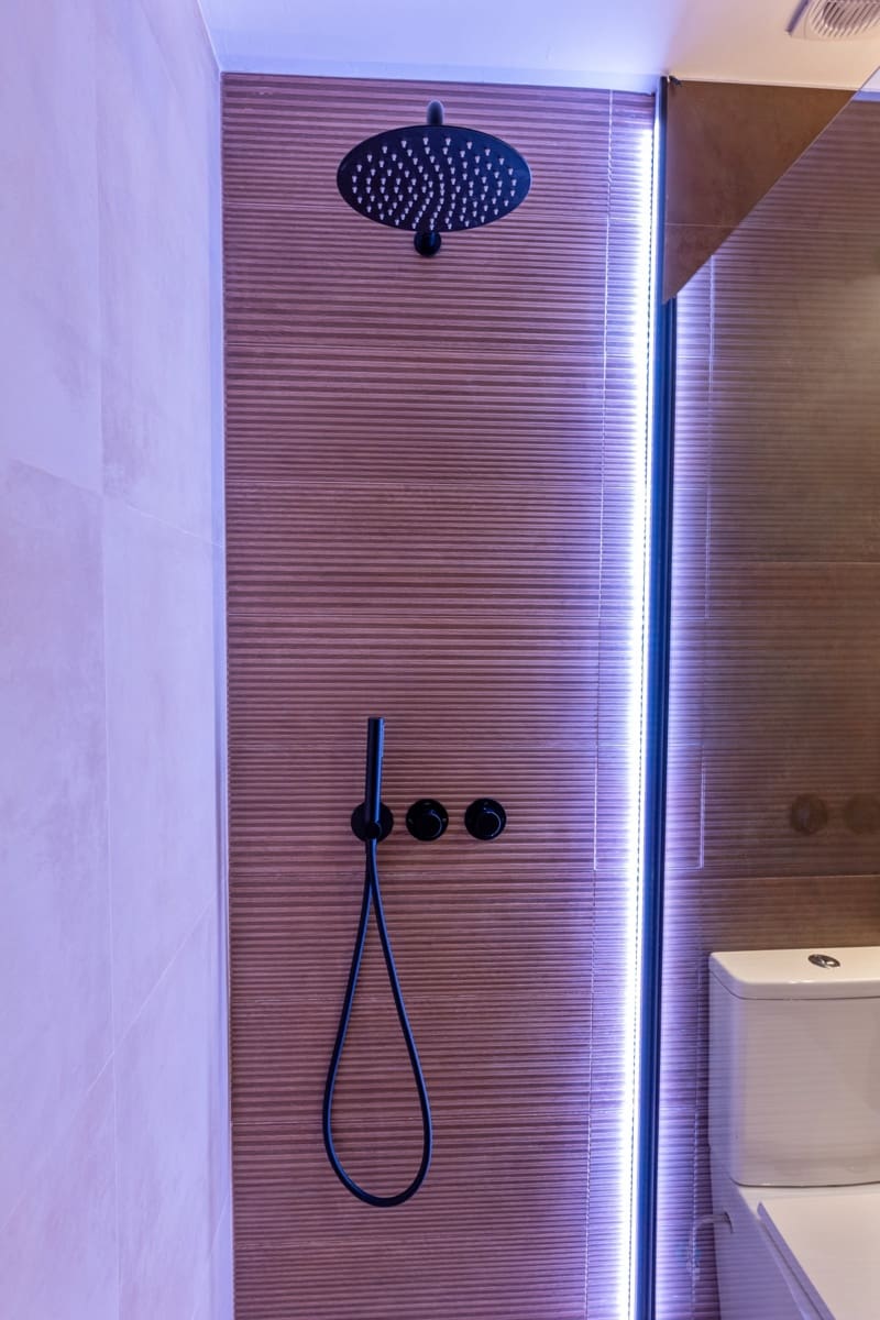 3 bedroom Apartment for sale in Nueva Andalucia with pool garage - € 699,000 (Ref: 9669944)