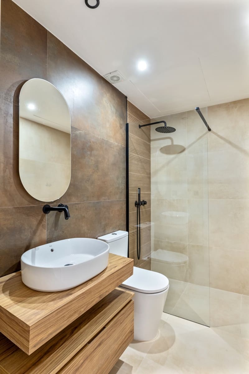 3 bedroom Apartment for sale in Nueva Andalucia with pool garage - € 699,000 (Ref: 9669944)