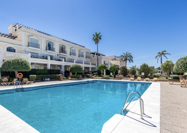 3 soverom Leilighet til salgs i Nueva Andalucia, Marbella med svømmebasseng garasje - € 639 000 (Ref: 9669944)