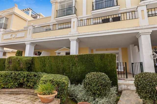 3 soverom Leilighet til salgs i Nueva Andalucia, Marbella med svømmebasseng garasje - € 639 000 (Ref: 9669944)