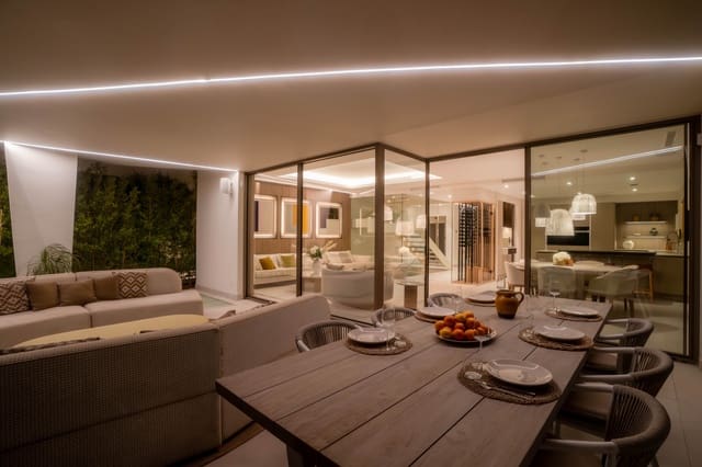 4 sypialnia Willa na sprzedaż w Marbella z basenem - 4 295 000 € (Ref: 9755327)