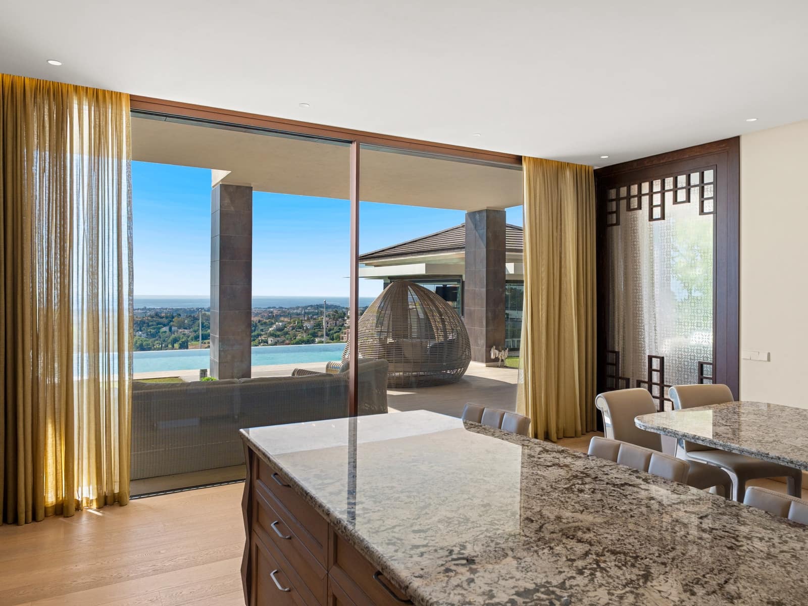 9 soveværelse Villa til salg i Benahavis med swimmingpool garage - € 8.900.000 (Ref: 9755337)