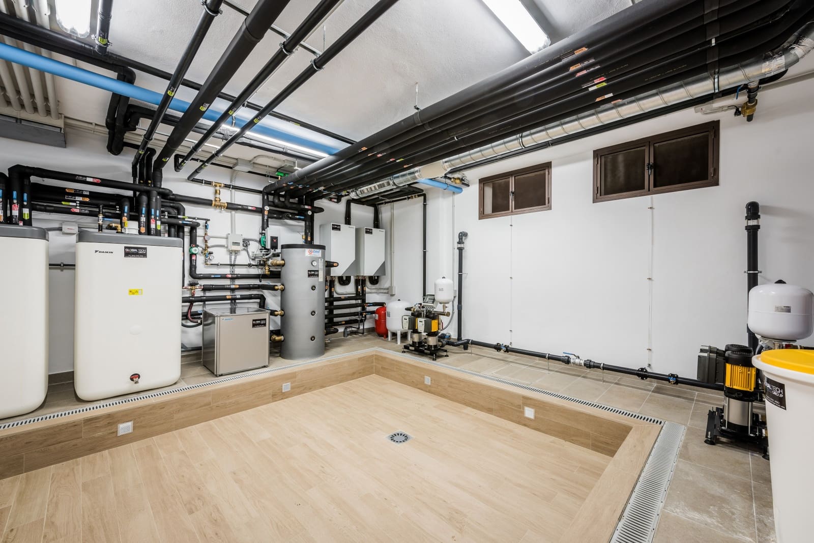 9 soveværelse Villa til salg i Benahavis med swimmingpool garage - € 8.900.000 (Ref: 9755337)