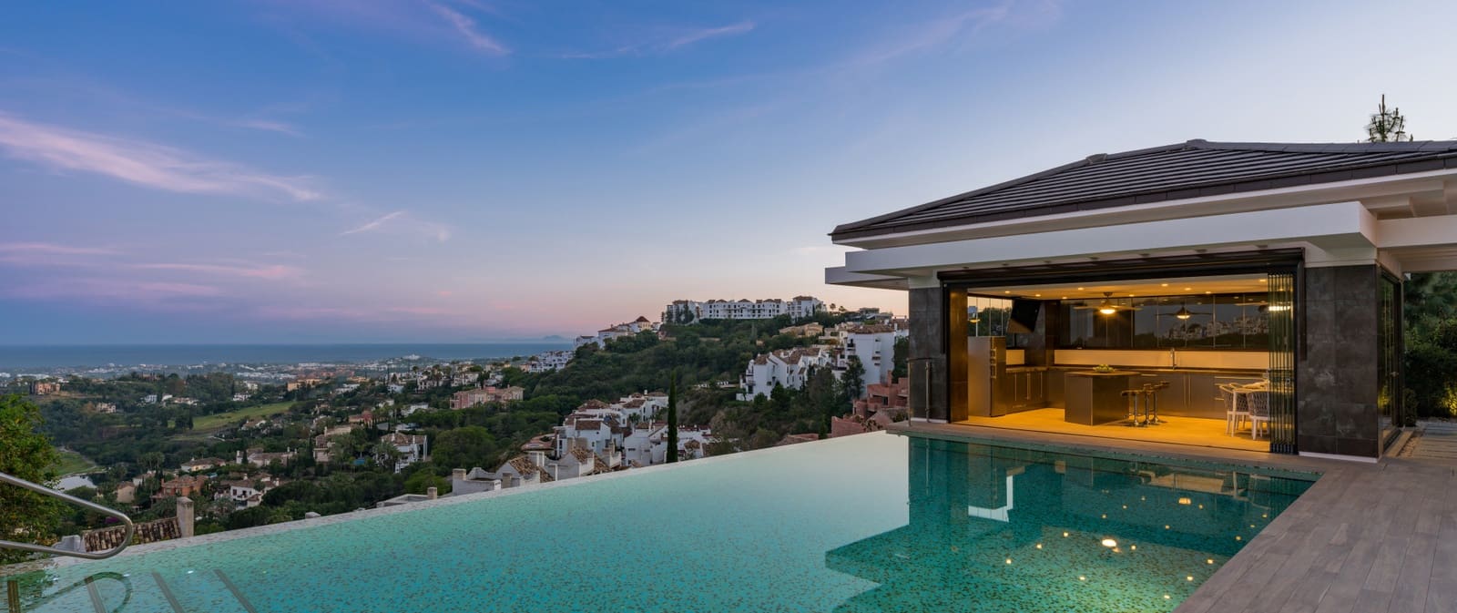 9 soveværelse Villa til salg i Benahavis med swimmingpool garage - € 8.900.000 (Ref: 9755337)
