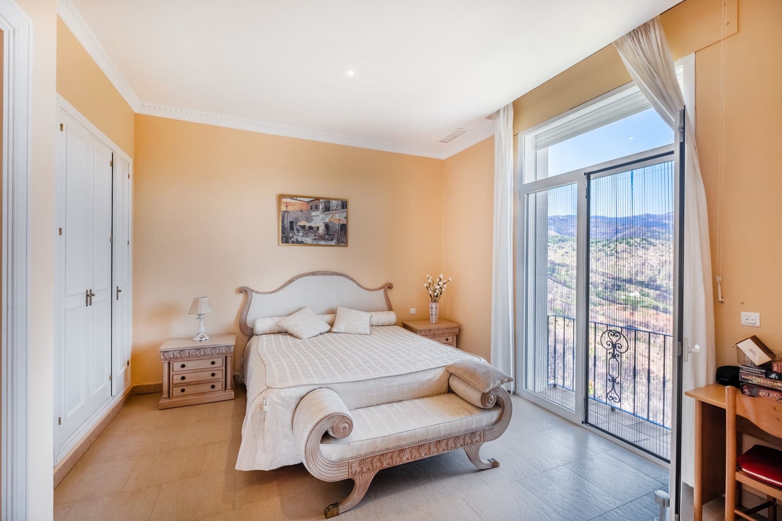 7 sovrum Finca/Hus på landet till salu i Estepona med pool garage - 2 300 000 € (Ref: 9755338)