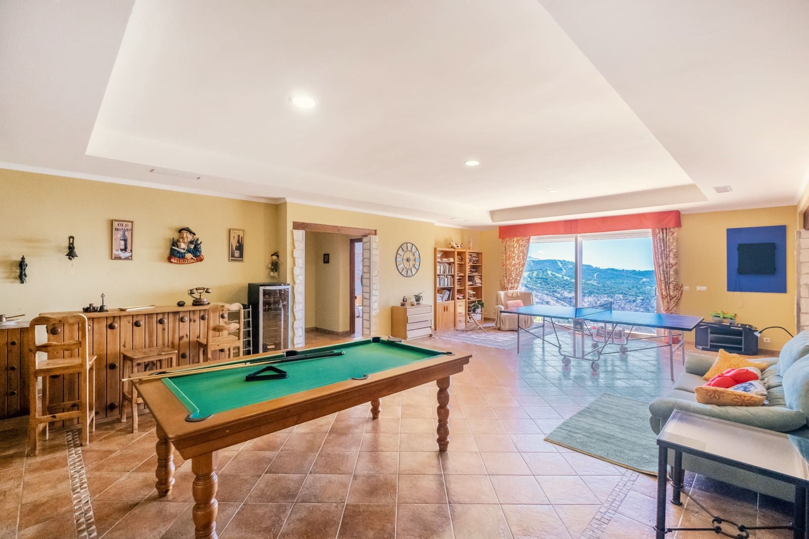 7 sovrum Finca/Hus på landet till salu i Estepona med pool garage - 2 300 000 € (Ref: 9755338)