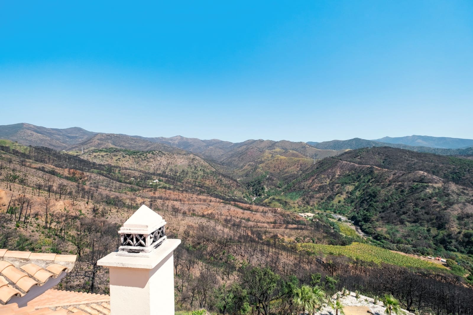 7 sovrum Finca/Hus på landet till salu i Estepona med pool garage - 2 300 000 € (Ref: 9755338)