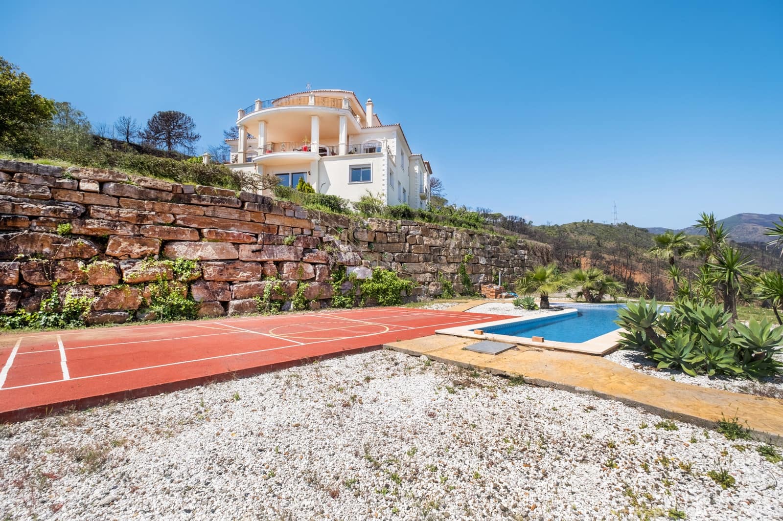 7 sovrum Finca/Hus på landet till salu i Estepona med pool garage - 2 300 000 € (Ref: 9755338)