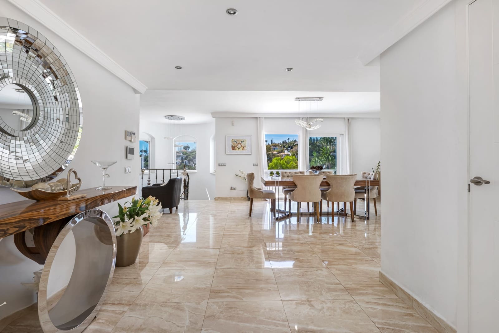 5 Zimmer Villa zu verkaufen in Marbella mit Pool Garage - 1.795.000 € (Ref: 9758527)