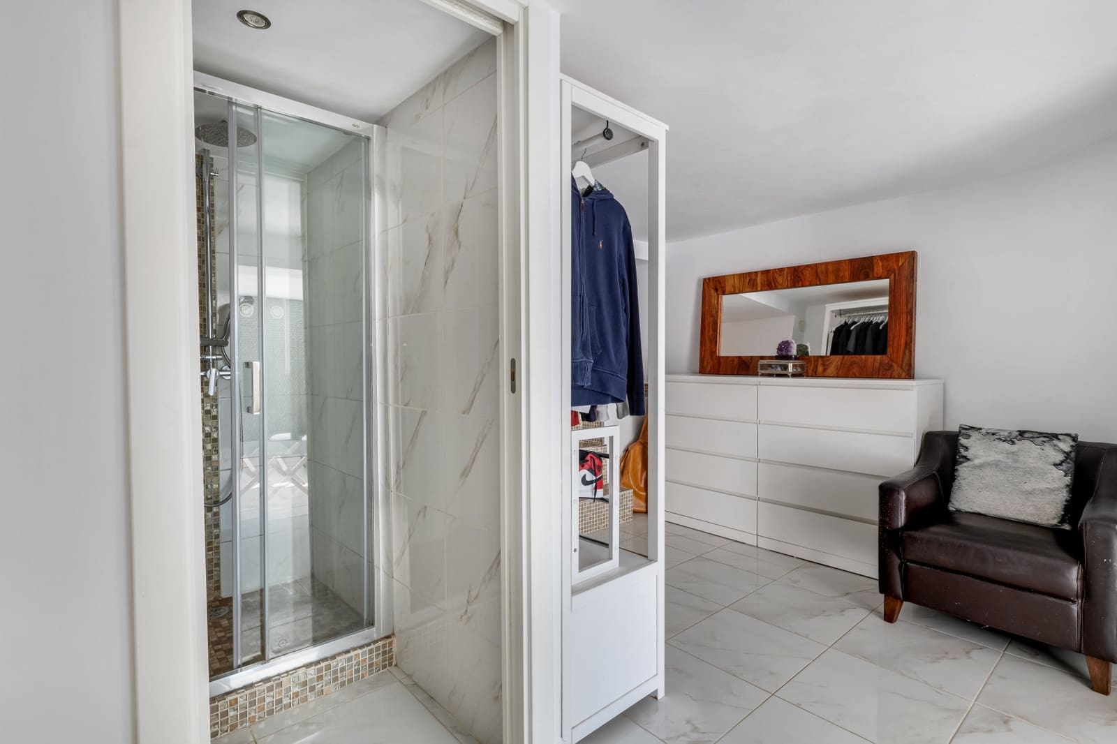 5 Zimmer Villa zu verkaufen in Marbella mit Pool Garage - 1.795.000 € (Ref: 9758527)