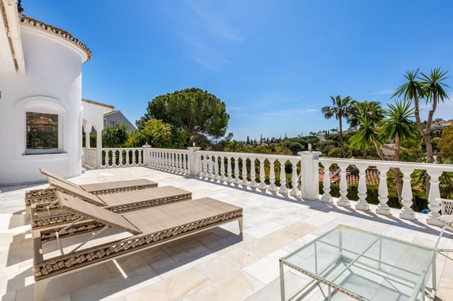 5 Zimmer Villa zu verkaufen in Marbella mit Pool Garage - 1.795.000 € (Ref: 9758527)