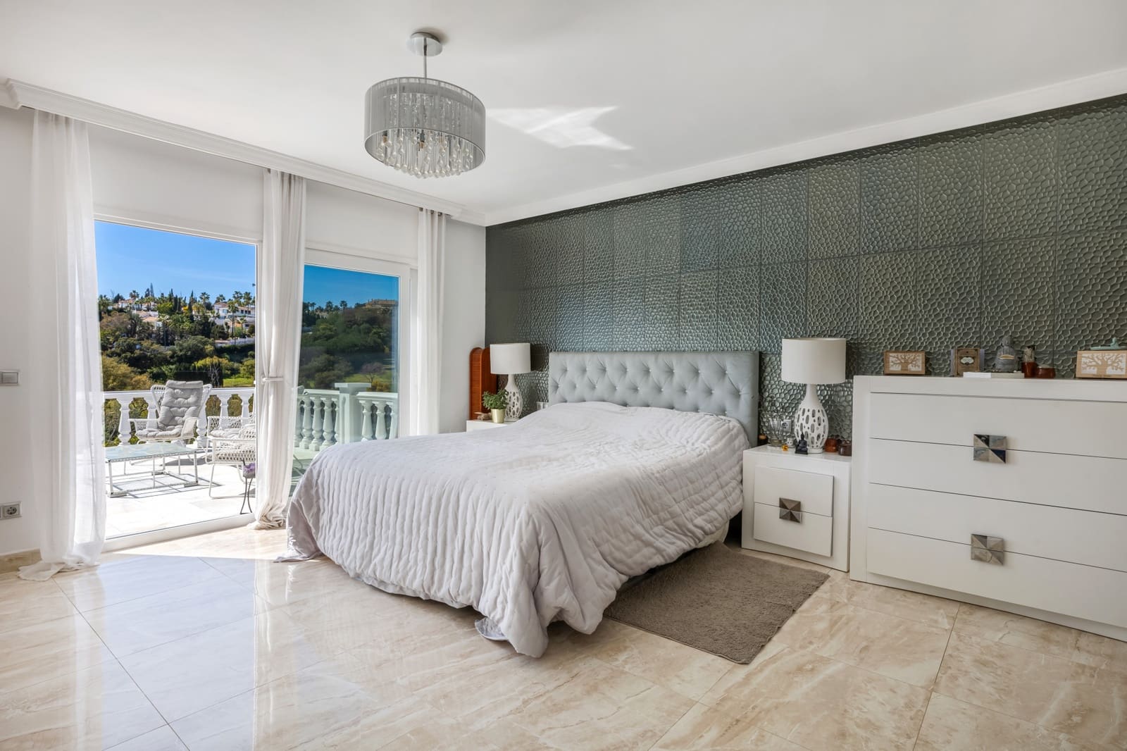 5 chambre Villa/Maison à vendre à Marbella avec piscine garage - 1 795 000 € (Ref: 9758527)