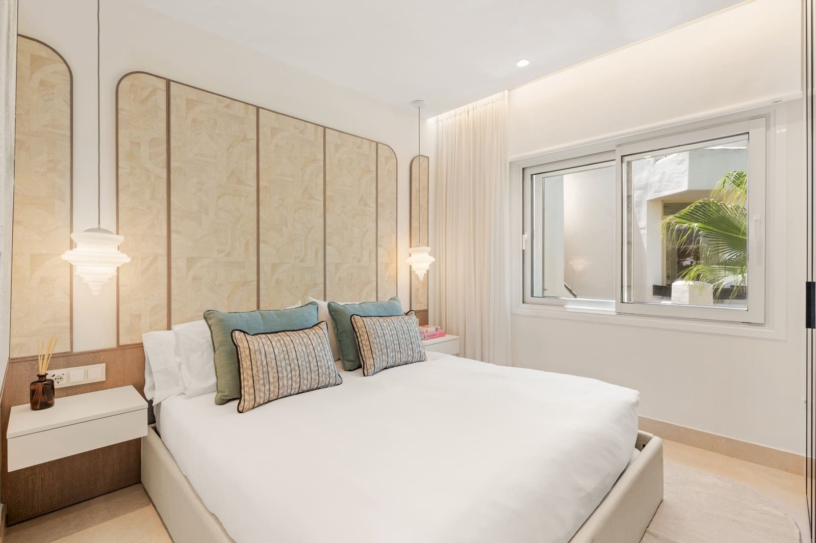 3 chambre Penthouse à vendre à Estepona avec piscine garage - 2 695 000 € (Ref: 9772688)