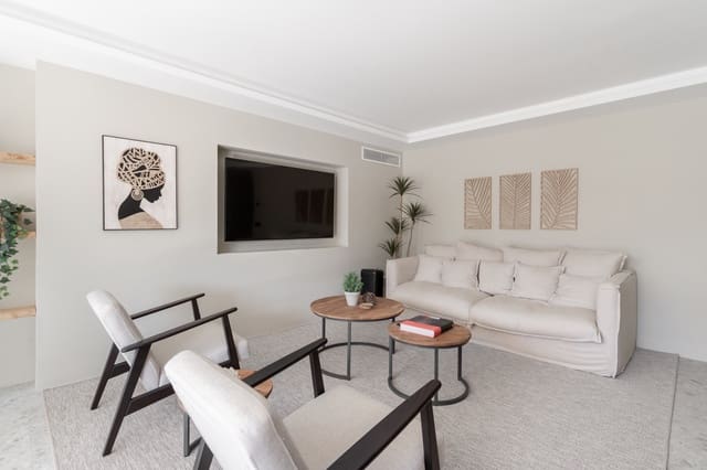 3 soveværelse Penthouse til salg i Marbella med swimmingpool - € 1.695.000 (Ref: 9772690)