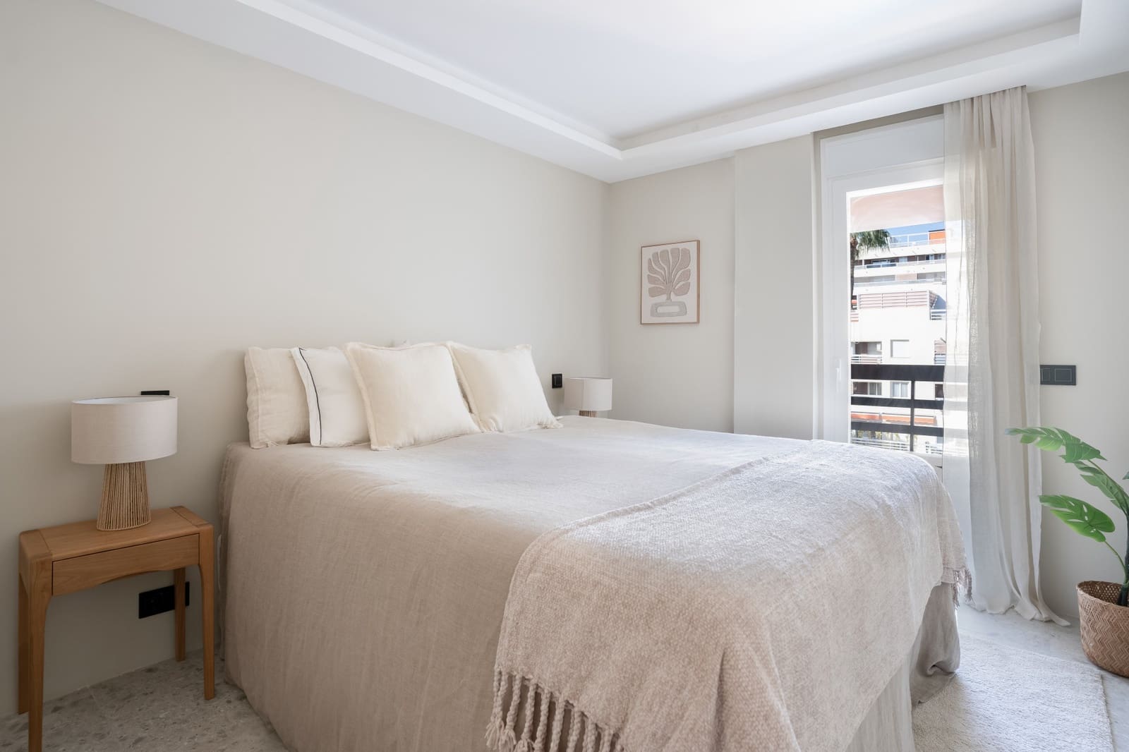 3 soveværelse Penthouse til salg i Marbella med swimmingpool - € 1.695.000 (Ref: 9772690)