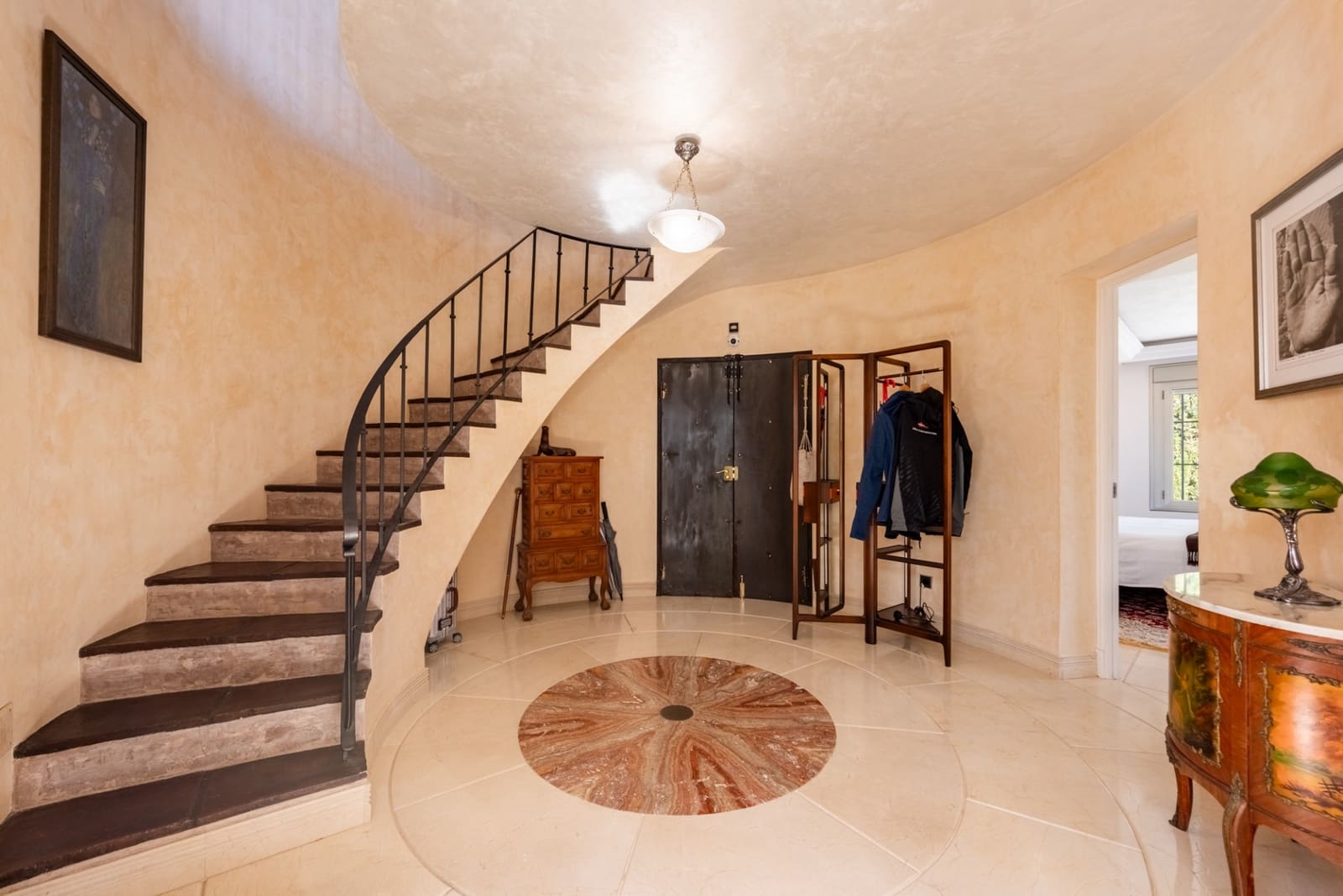 Chalet de 4 habitaciones en San Pedro de Alcantara en venta con piscina garaje - 5.850.000 € (Ref: 9772691)