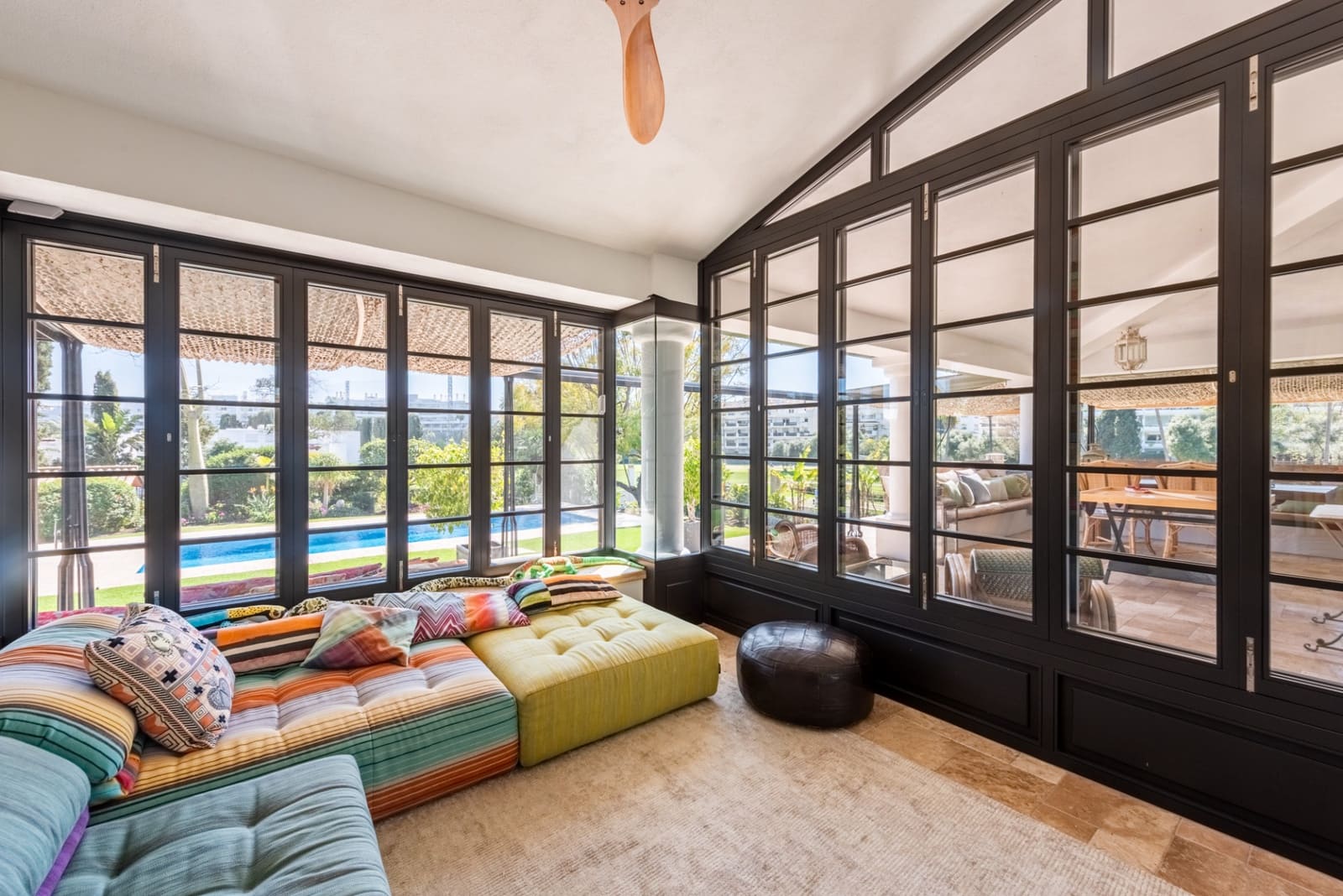 Chalet de 4 habitaciones en San Pedro de Alcantara en venta con piscina garaje - 5.850.000 € (Ref: 9772691)