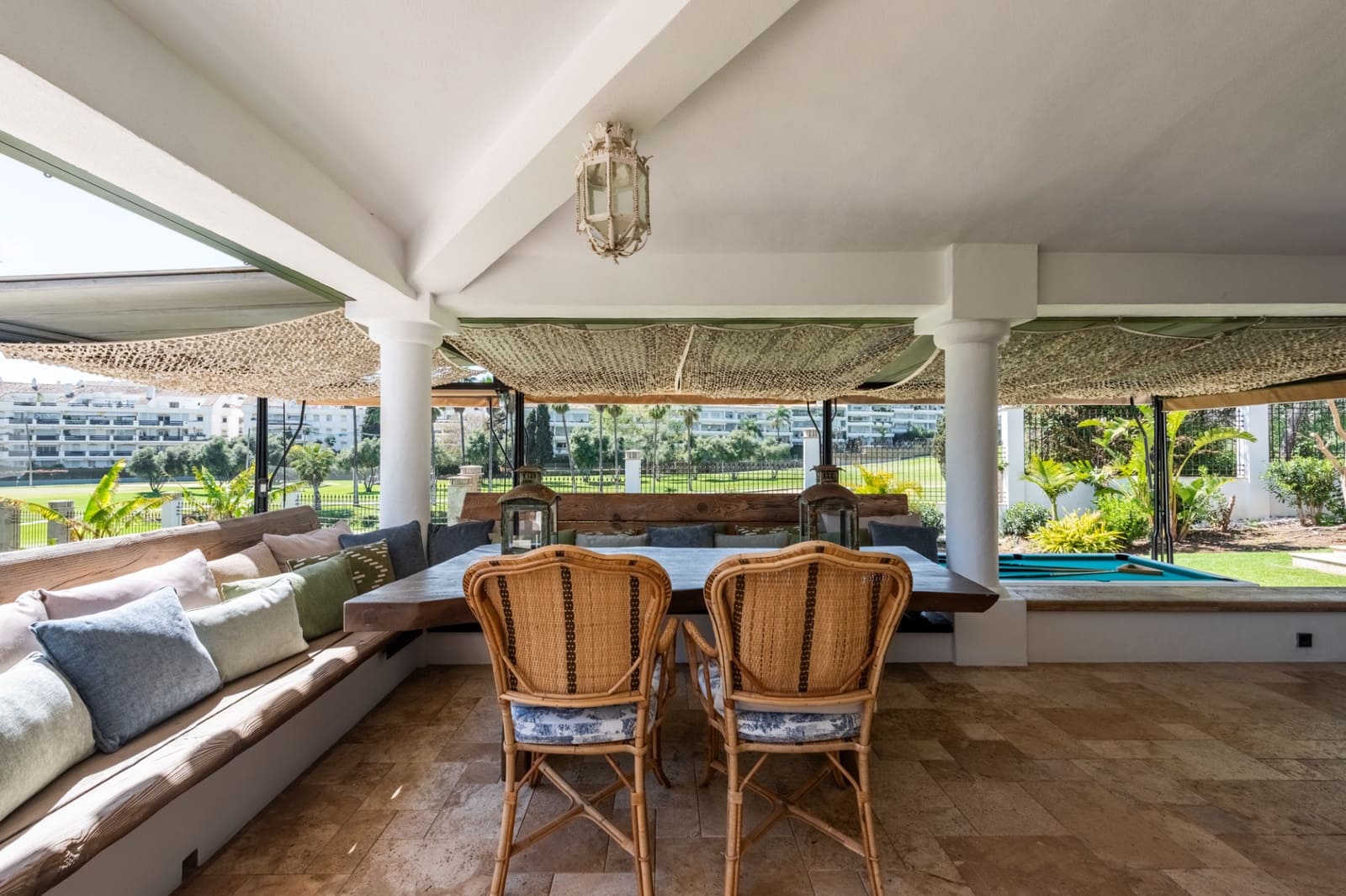 4 slaapkamer Villa te koop in San Pedro de Alcantara met zwembad garage - € 5.850.000 (Ref: 9772691)