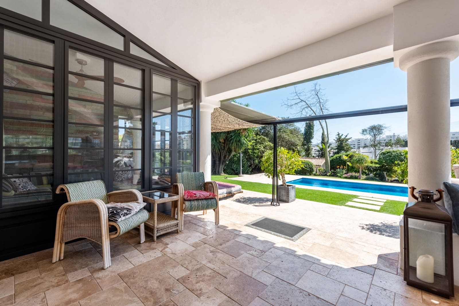 4 slaapkamer Villa te koop in San Pedro de Alcantara met zwembad garage - € 5.850.000 (Ref: 9772691)
