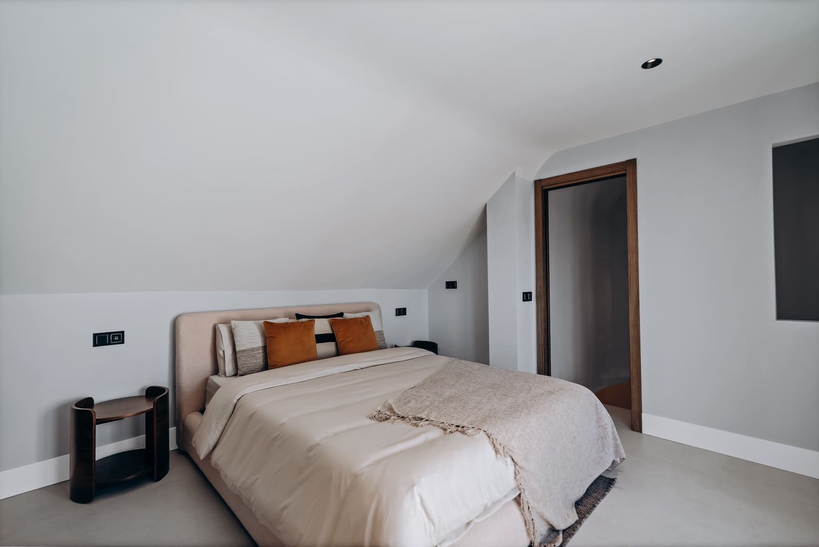 4 makuuhuone Paritalo myytävänä paikassa Puerto Banus mukana uima-altaan 
autotalli - 1 350 000 € (Ref: 9783014)