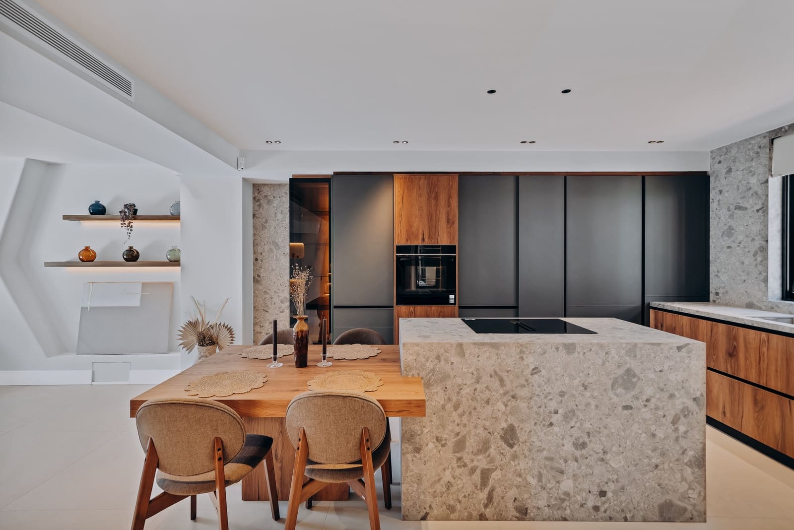 4 makuuhuone Paritalo myytävänä paikassa Puerto Banus mukana uima-altaan 
autotalli - 1 350 000 € (Ref: 9783014)