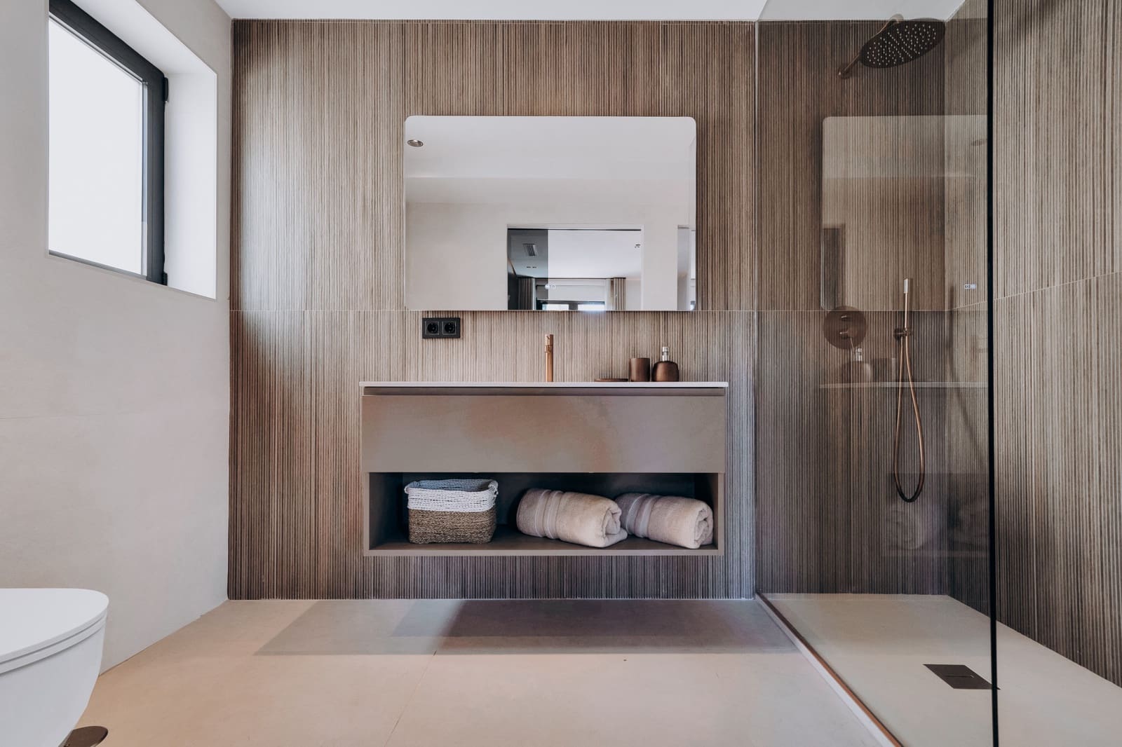 4 makuuhuone Paritalo myytävänä paikassa Puerto Banus mukana uima-altaan 
autotalli - 1 350 000 € (Ref: 9783014)