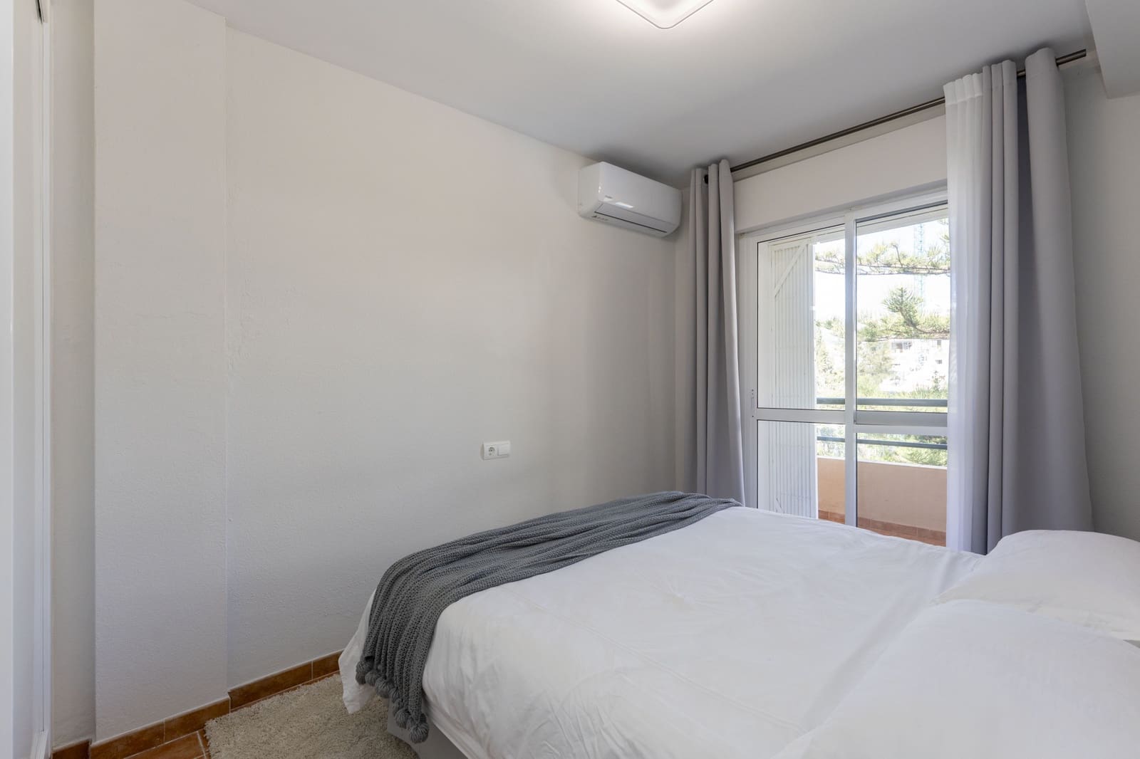 3 chambre Maison de Ville à vendre à Marbella avec piscine garage - 649 000 € (Ref: 9790240)