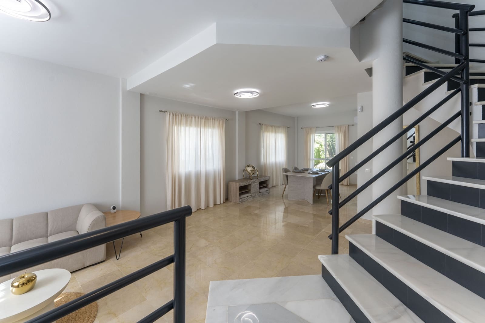3 chambre Maison de Ville à vendre à Marbella avec piscine garage - 649 000 € (Ref: 9790240)